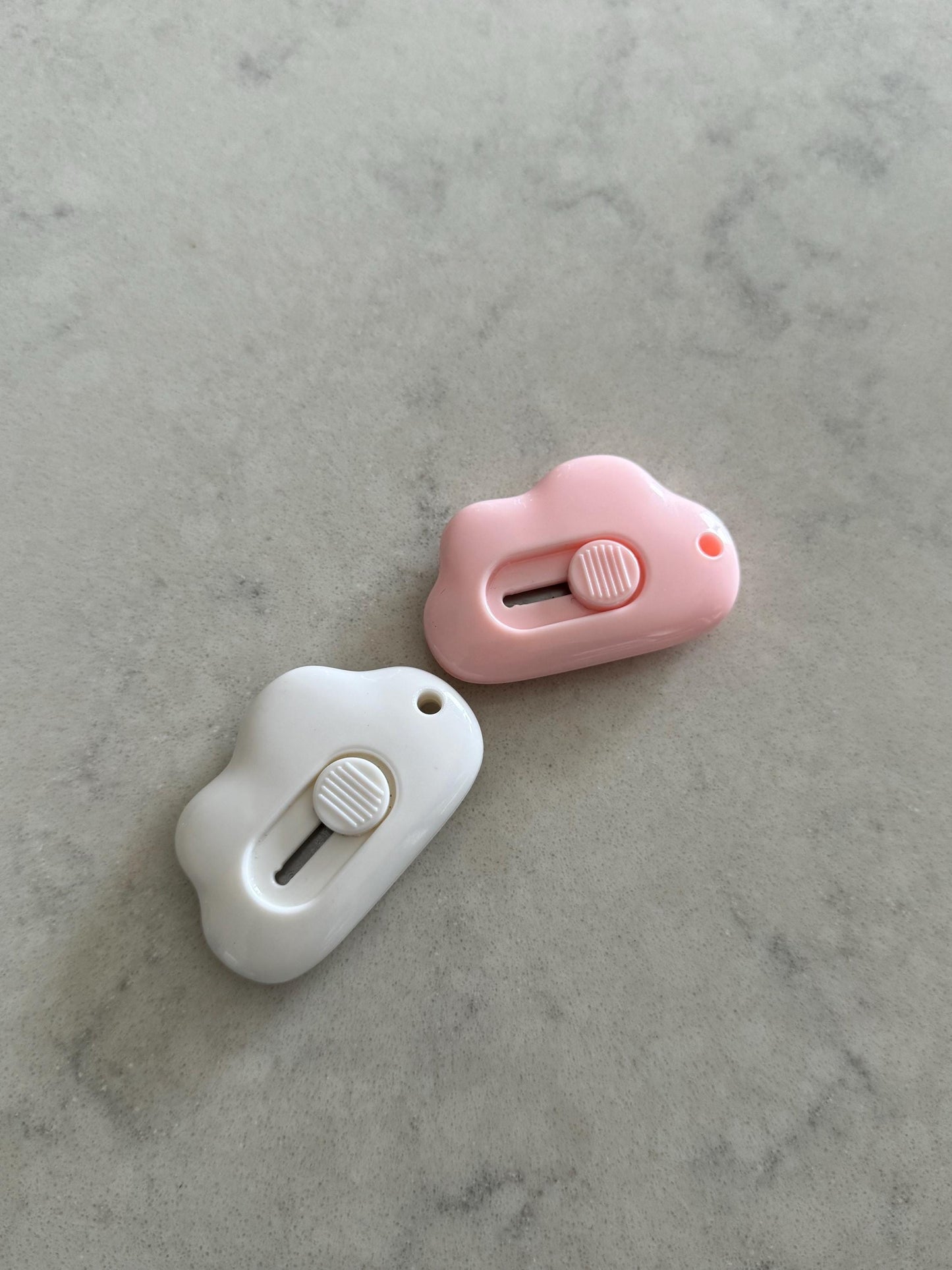 Cloud Paper/Parcel Cutter