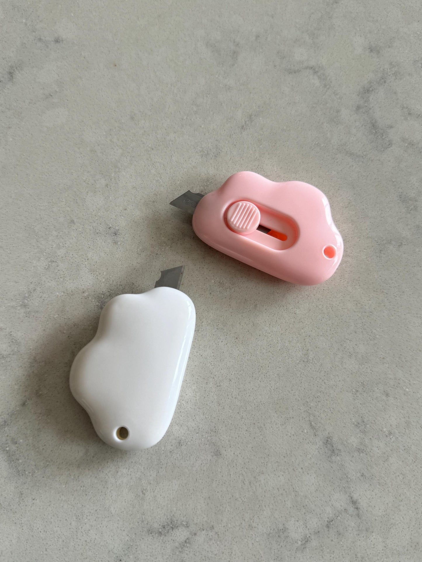 Cloud Paper/Parcel Cutter