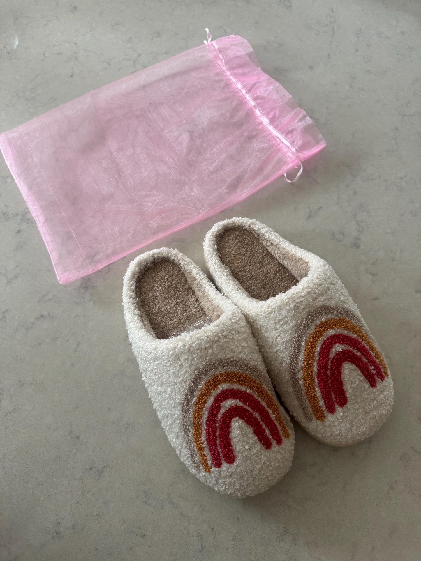 Neutral Red Rainbow Comfy Lounge Slippers