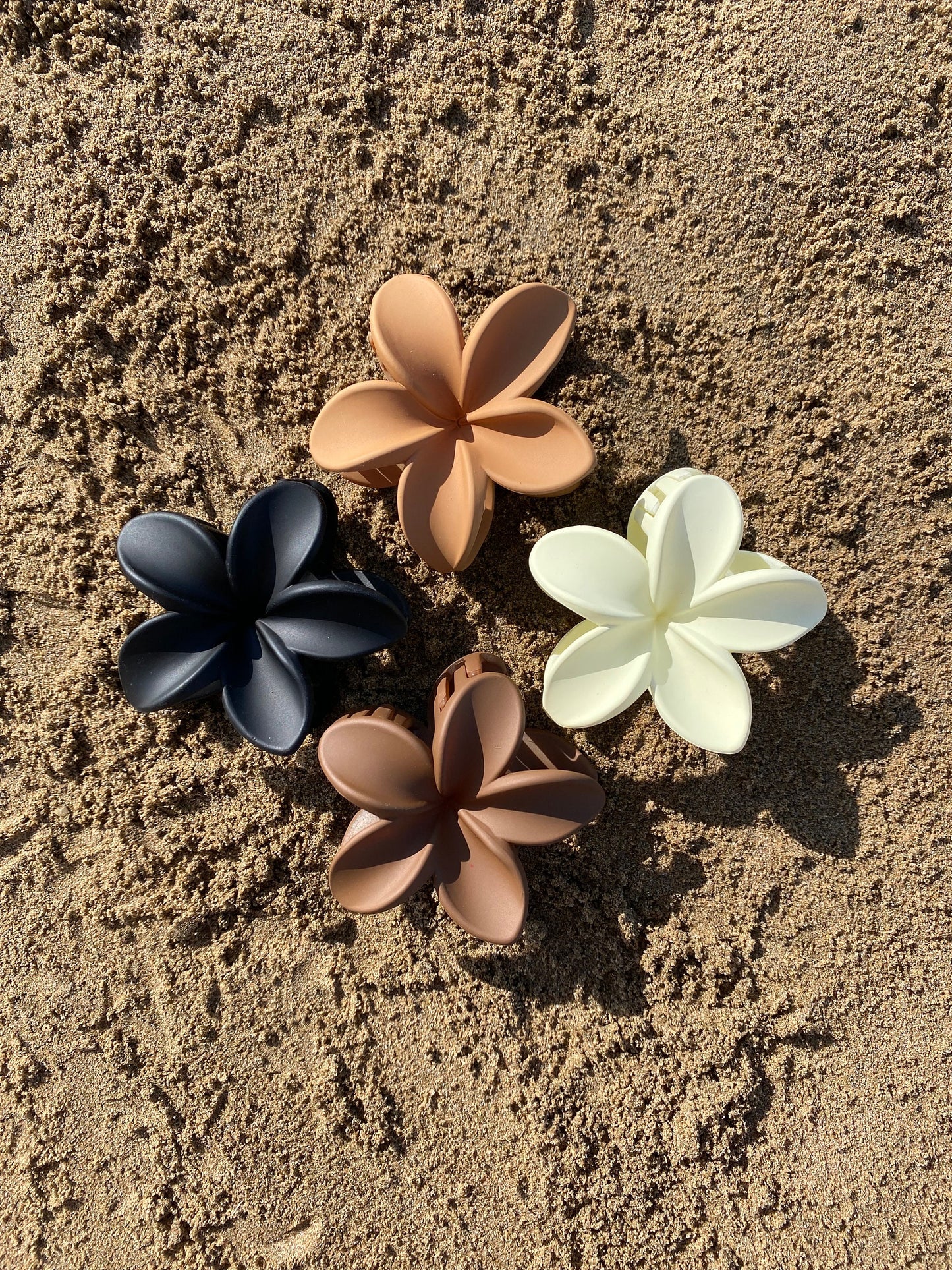 Hibiscus Claw Hair Clips Matte colours