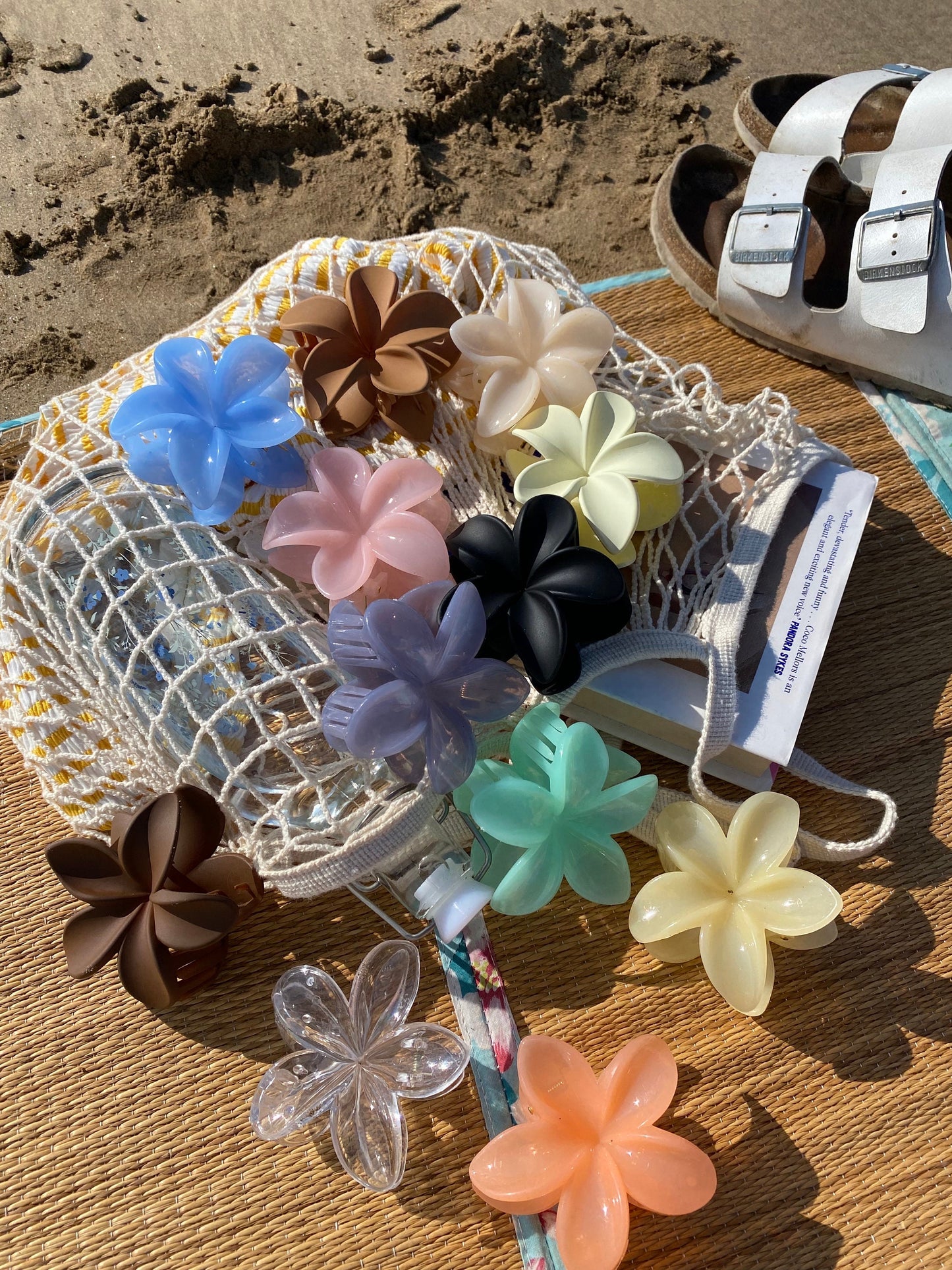 Hibiscus Claw Hair Clips Matte colours